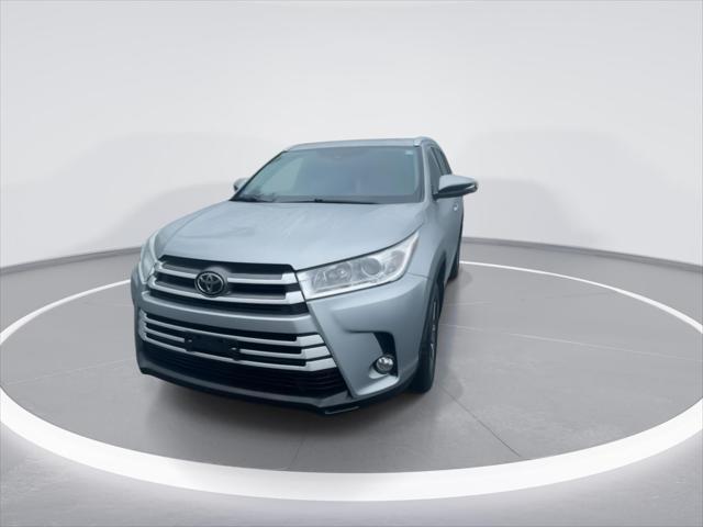 used 2019 Toyota Highlander car, priced at $24,000