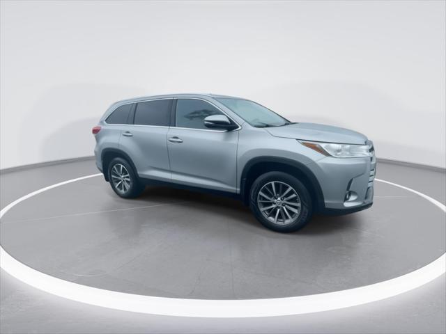 used 2019 Toyota Highlander car, priced at $24,000