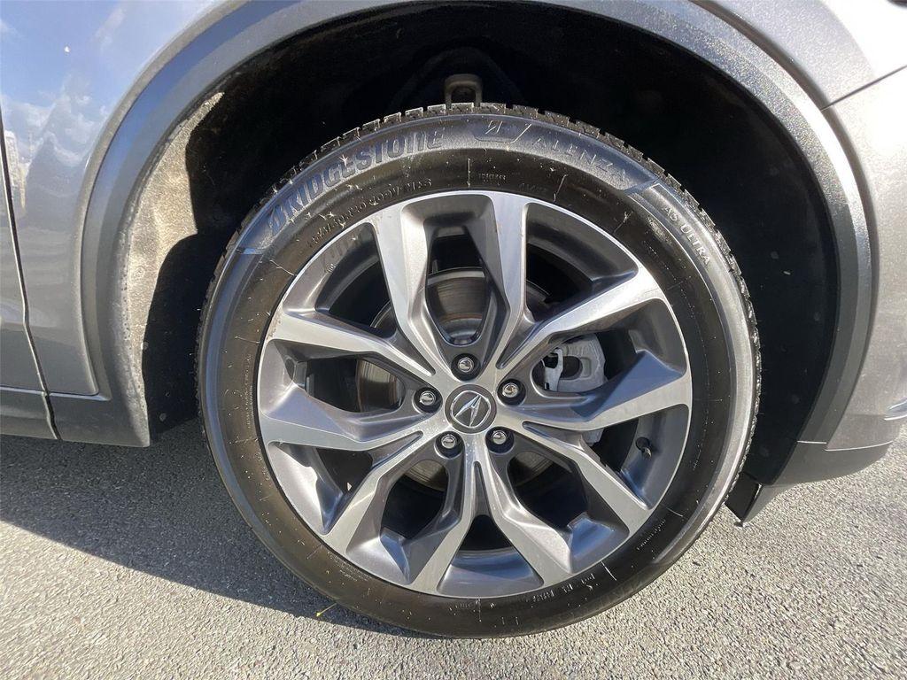 used 2022 Acura MDX car, priced at $33,000