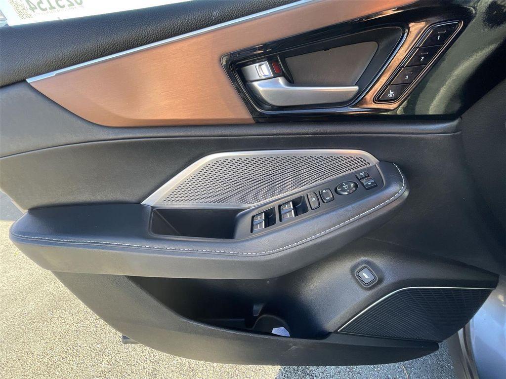 used 2022 Acura MDX car, priced at $33,000