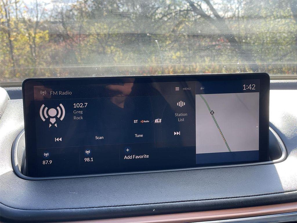 used 2022 Acura MDX car, priced at $33,000