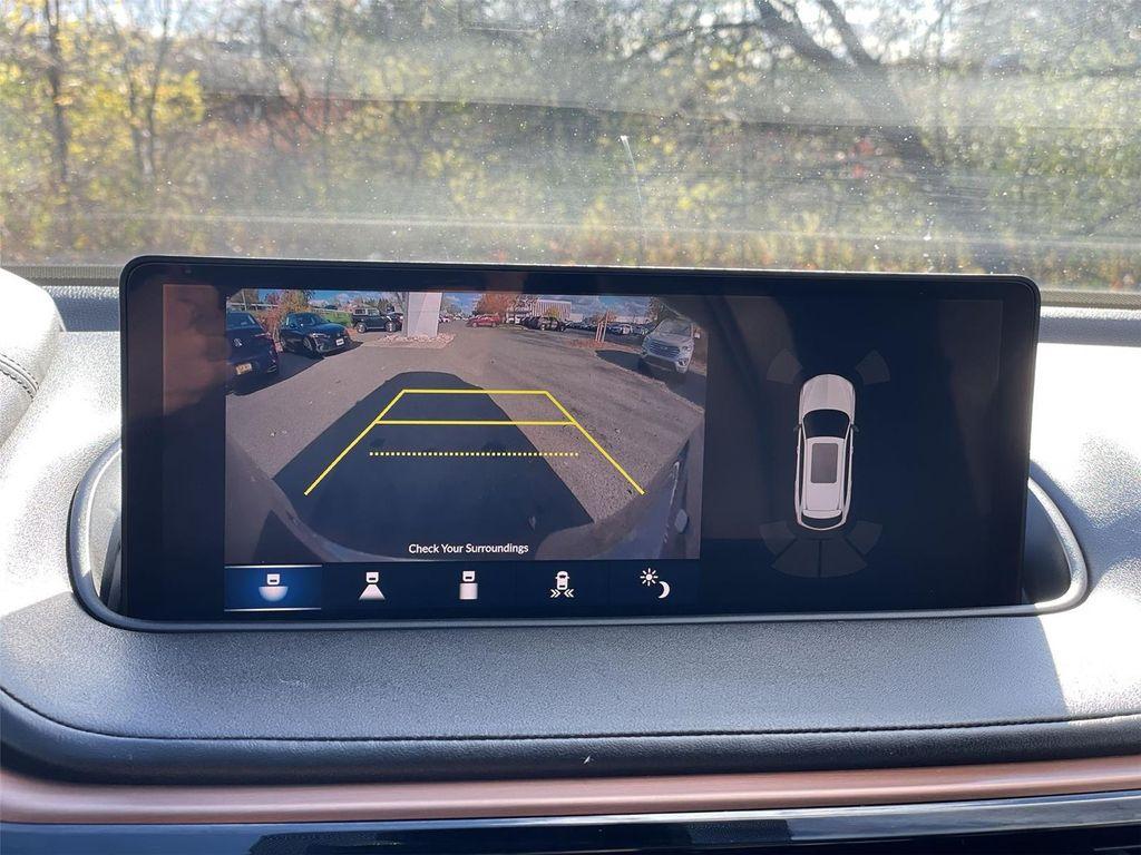 used 2022 Acura MDX car, priced at $33,000