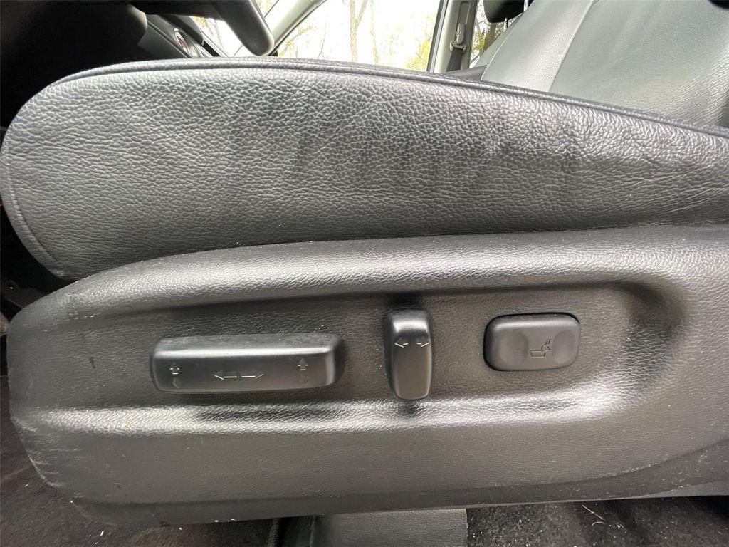 used 2022 Honda Pilot car, priced at $34,000