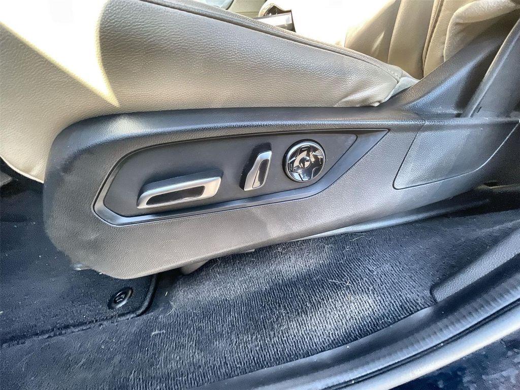 used 2022 Acura MDX car, priced at $29,500