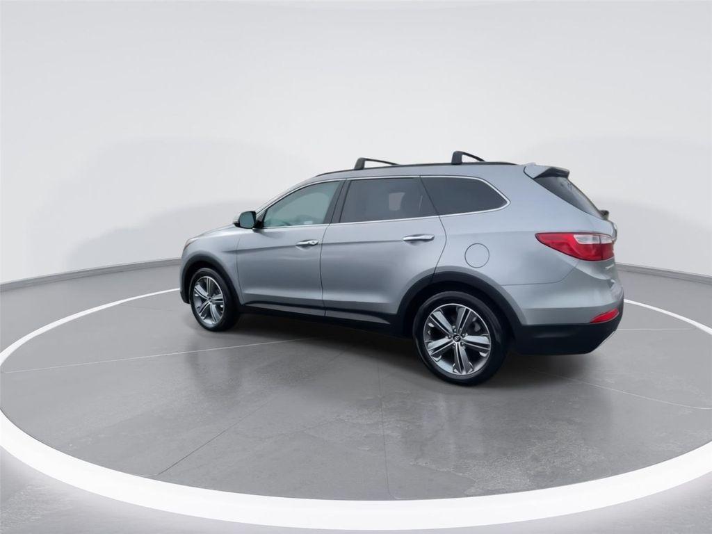 used 2016 Hyundai Santa Fe car, priced at $13,000