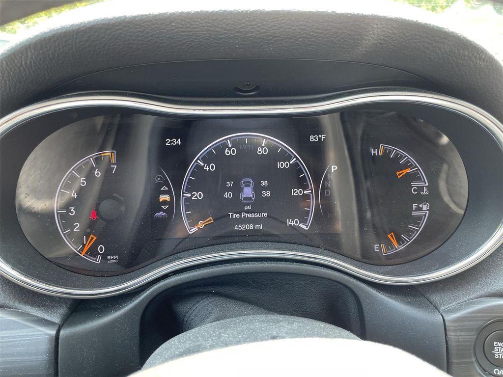 used 2020 Jeep Grand Cherokee car, priced at $25,000