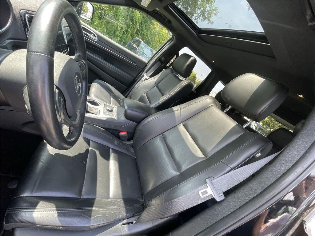 used 2020 Jeep Grand Cherokee car, priced at $25,000
