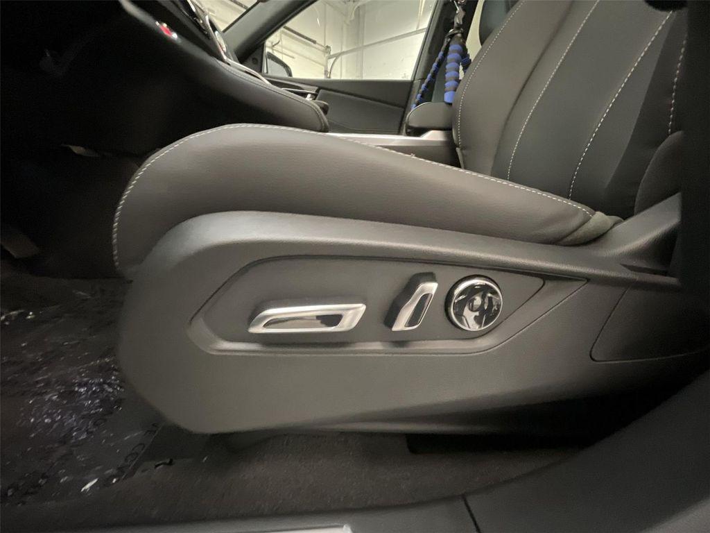 new 2025 Acura RDX car, priced at $46,650