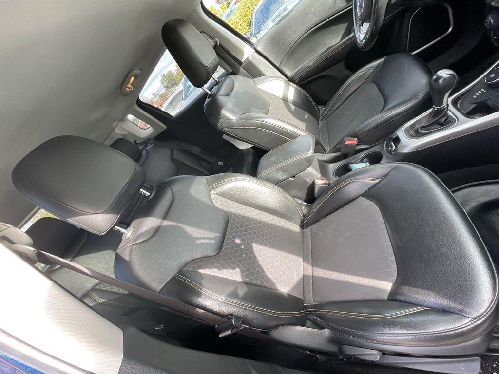 used 2019 Jeep Compass car, priced at $13,500