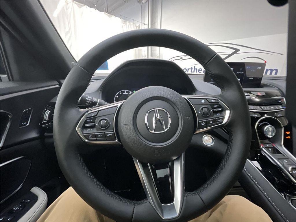 new 2025 Acura RDX car, priced at $46,050