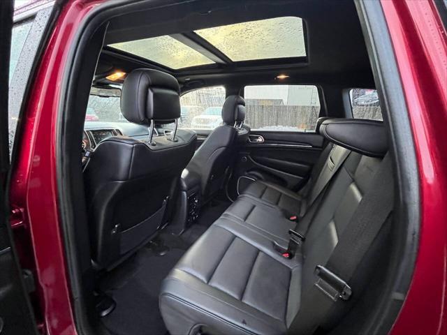 used 2015 Jeep Grand Cherokee car, priced at $17,495