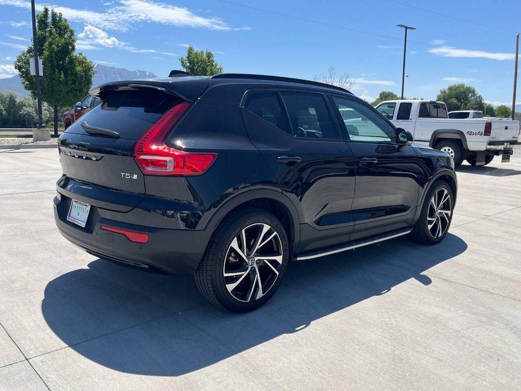 used 2022 Volvo XC40 car, priced at $24,995