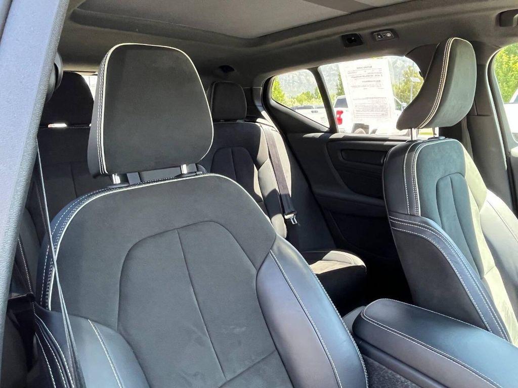 used 2022 Volvo XC40 car, priced at $24,995