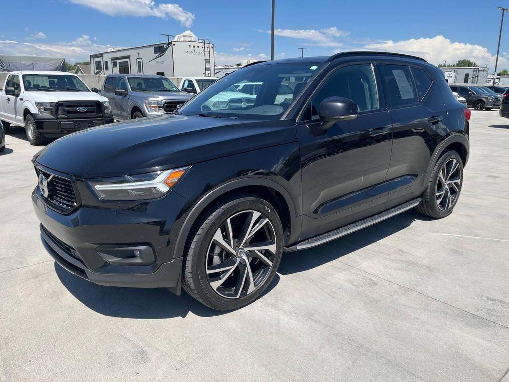 used 2022 Volvo XC40 car, priced at $24,995