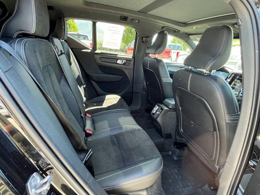 used 2022 Volvo XC40 car, priced at $24,995