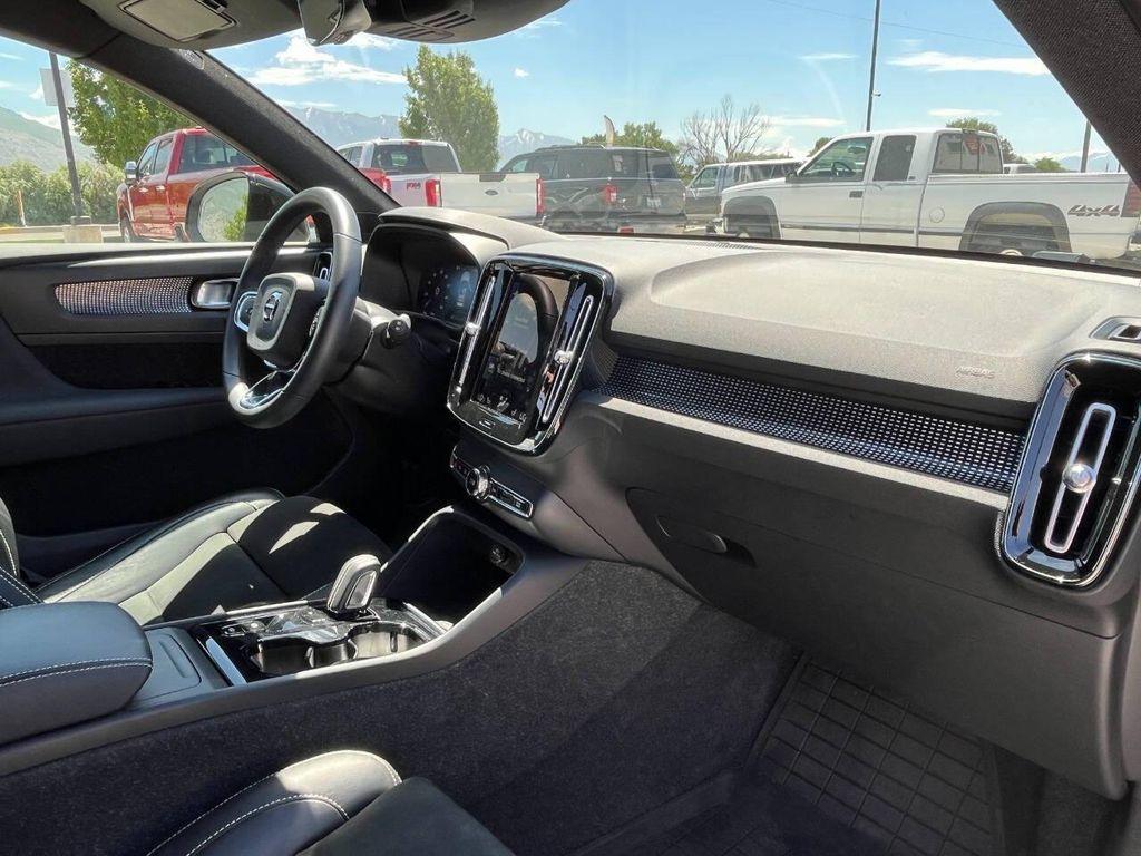 used 2022 Volvo XC40 car, priced at $24,995