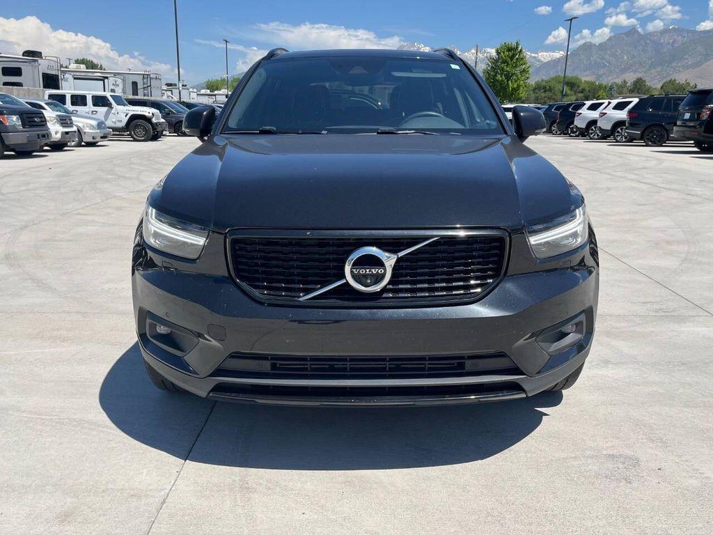 used 2022 Volvo XC40 car, priced at $24,995