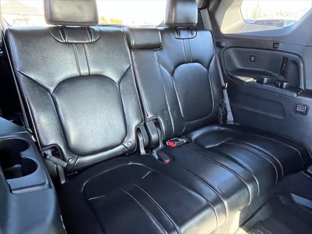 used 2025 Honda Pilot car, priced at $46,795