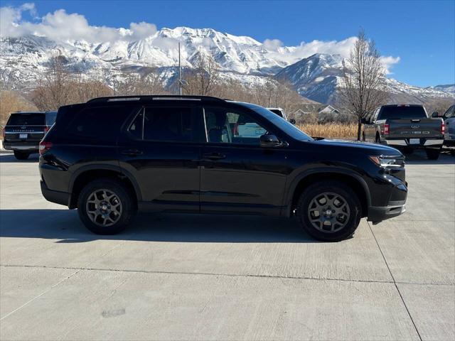 used 2025 Honda Pilot car, priced at $46,795