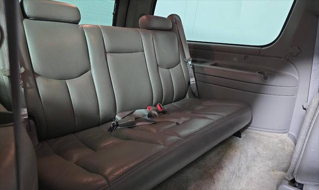 used 2003 Cadillac Escalade ESV car, priced at $24,900