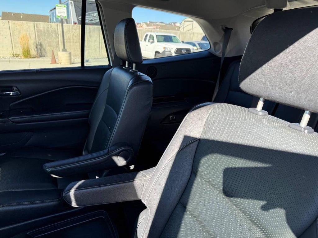 used 2020 Honda Pilot car, priced at $21,900