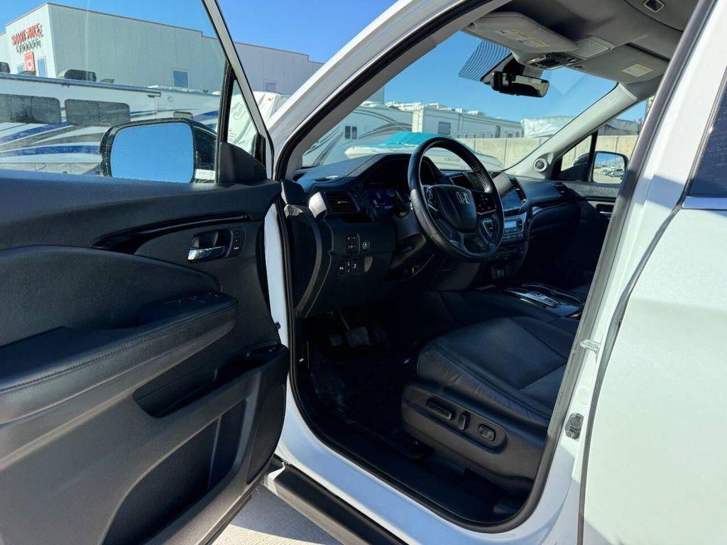 used 2020 Honda Pilot car, priced at $21,900