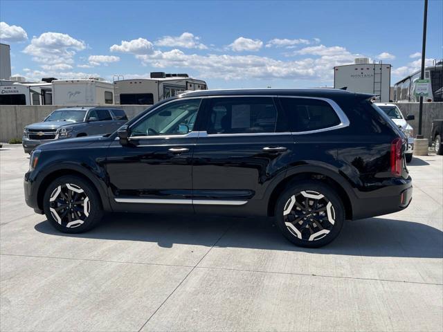 used 2025 Kia Telluride car, priced at $42,900