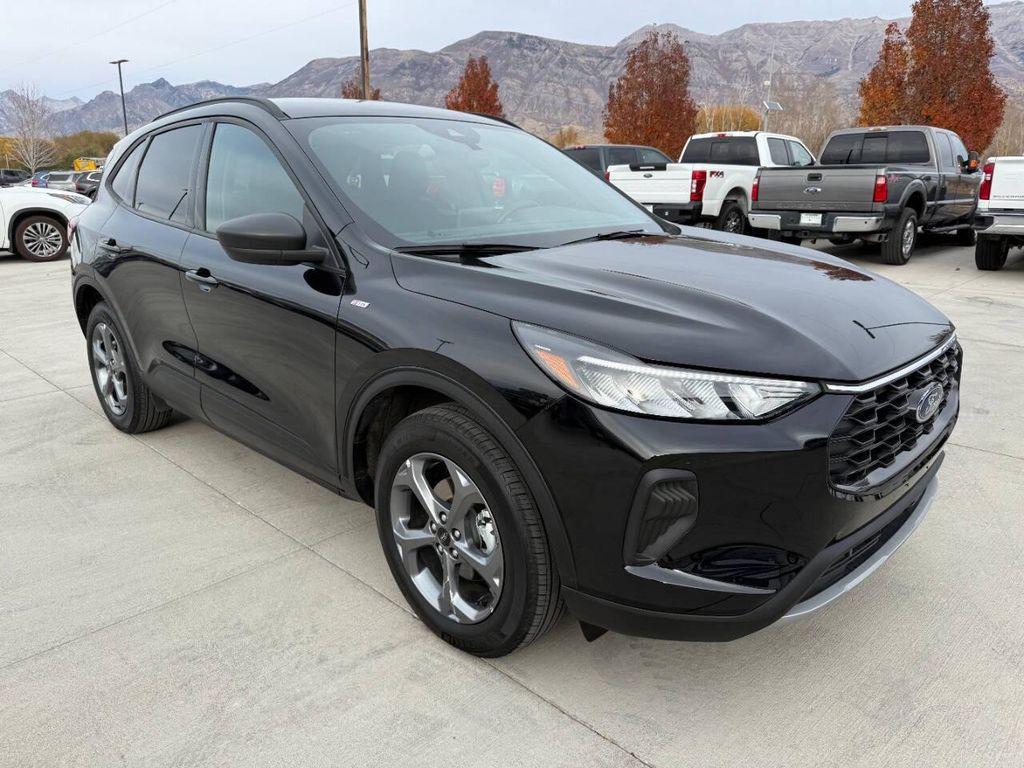 used 2025 Ford Escape car, priced at $26,900