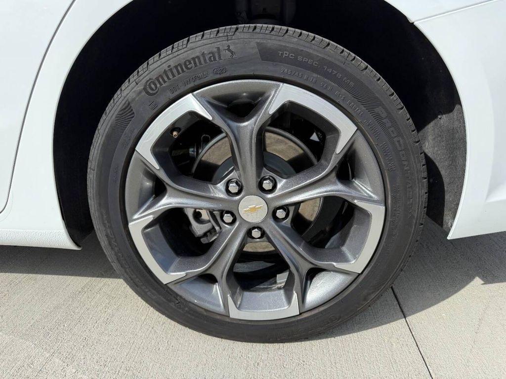 used 2024 Chevrolet Malibu car, priced at $17,995