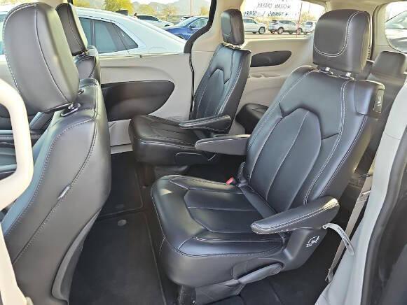 used 2024 Chrysler Pacifica car, priced at $30,900