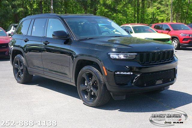 used 2023 Jeep Grand Cherokee car, priced at $35,399