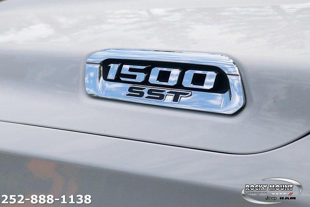 new 2025 Ram 1500 car, priced at $62,290