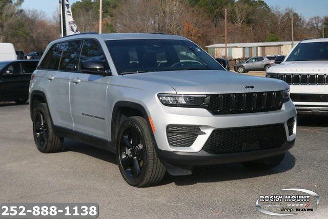 used 2023 Jeep Grand Cherokee car, priced at $34,499