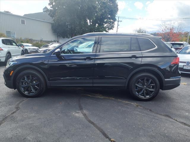 new 2024 Volkswagen Tiguan car, priced at $37,041