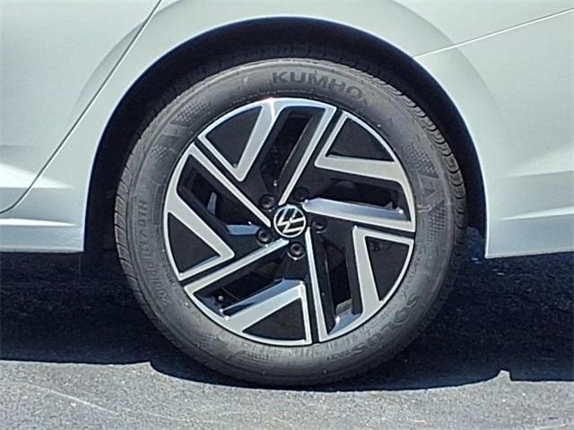 used 2022 Volkswagen Jetta car, priced at $22,237