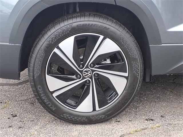 new 2025 Volkswagen Taos car, priced at $32,053