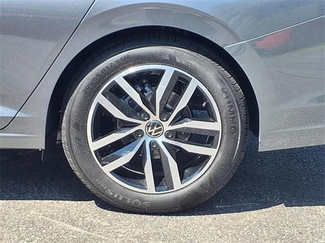 new 2025 Volkswagen Jetta car, priced at $25,206