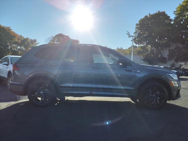 new 2024 Volkswagen Tiguan car, priced at $39,014