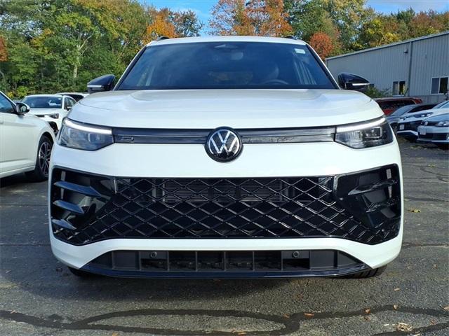 new 2025 Volkswagen Tiguan car, priced at $36,920