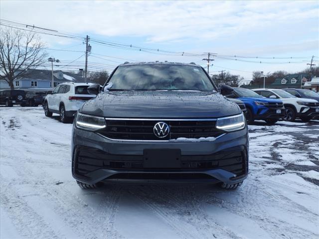 new 2024 Volkswagen Tiguan car, priced at $39,423