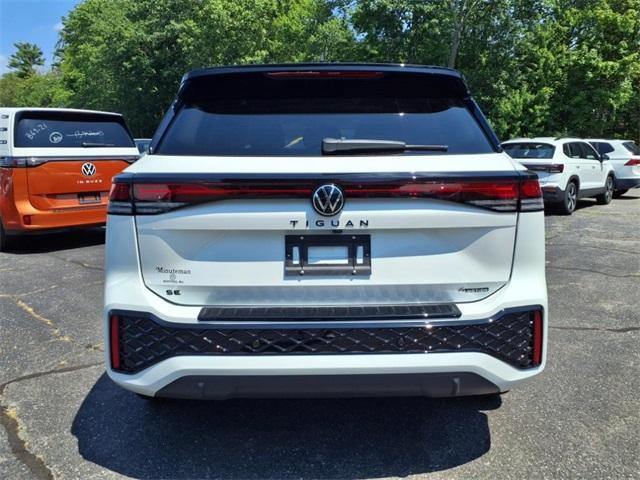 new 2025 Volkswagen Tiguan car, priced at $37,259
