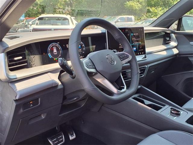 new 2025 Volkswagen Tiguan car, priced at $37,259
