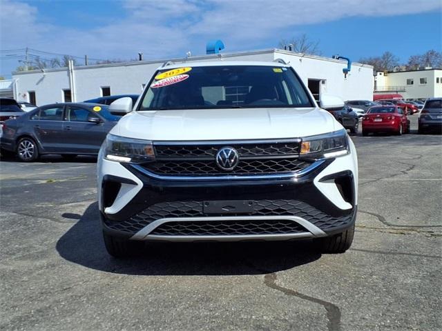 used 2023 Volkswagen Taos car