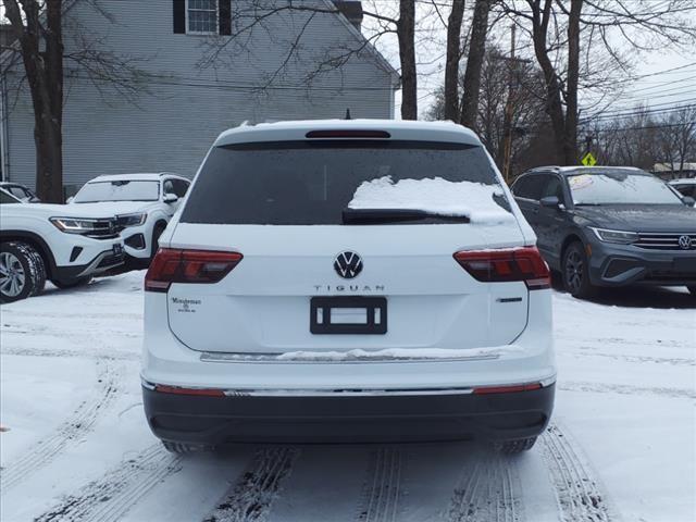 new 2024 Volkswagen Tiguan car, priced at $36,456