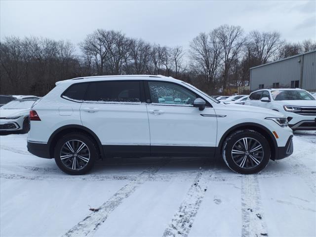 new 2024 Volkswagen Tiguan car, priced at $36,456