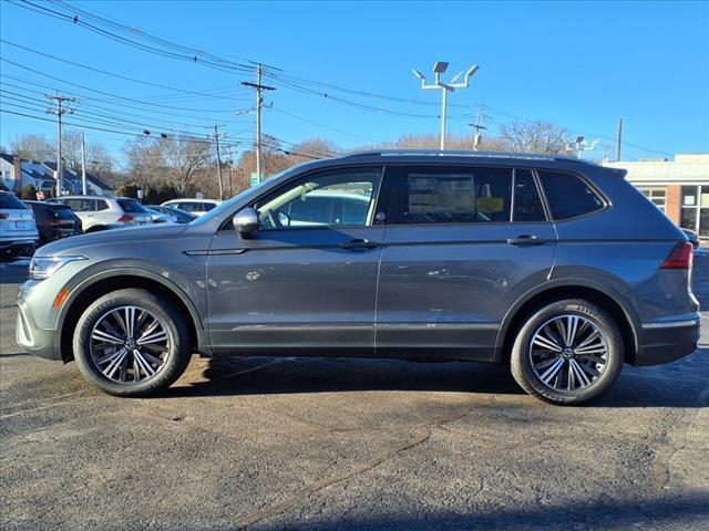 new 2024 Volkswagen Tiguan car, priced at $31,051