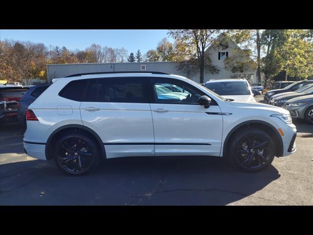 new 2024 Volkswagen Tiguan car, priced at $38,601