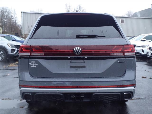 new 2025 Volkswagen Atlas car, priced at $49,811