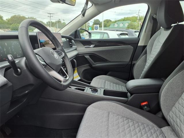 new 2025 Volkswagen Tiguan car, priced at $31,300