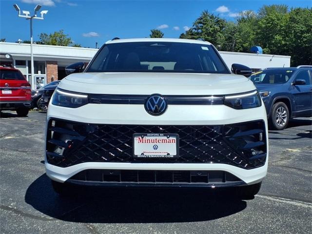 new 2025 Volkswagen Tiguan car, priced at $38,504